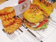-LO CALCOW卡路力轻食主义餐厅(陆家嘴店)