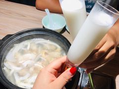 鲜榨椰子汁-探窝·竹笙椰子鸡(杨箕店)