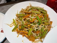 -闫府私房菜·百年鲁菜(恒隆店)