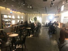 大堂-喜茶(中山利和新地店)