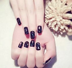 -EMILY艾枚莉美甲美睫·美颜·现磨咖啡