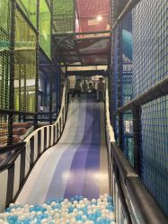 -MELAND CLUB亲子乐园·派对·餐厅(北京芳圆里ID MALL店)