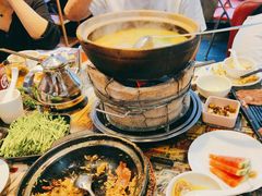 -捞围鲜·港式打边炉(海阳路店)