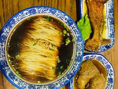 招牌奥灶鸭-孙盛兴奥灶面馆·蟹黄面·三虾面(山塘街总店)