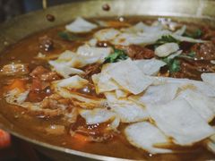 家常炖牛肉-布衣草棚风格餐厅