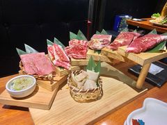 -肉魁屋·烧肉·烧鸟·酒场(高新店)