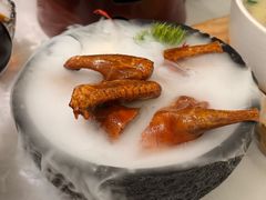 招牌玻璃乳鸽-3号仓库·创意中国菜(新世界城店)