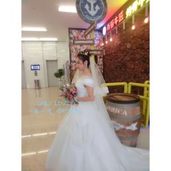 -AMOR艾沫婚纱奢品荟(设计师勒泰店)