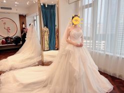 -拉瑞娜LaReine婚纱礼服高级定制
