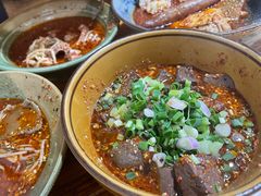 特色鸭血-高记什邡肖麻辣(成都店)