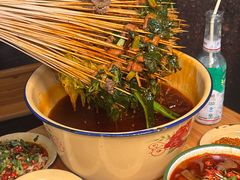 -拈签一笑黄牛肉辣卤串串