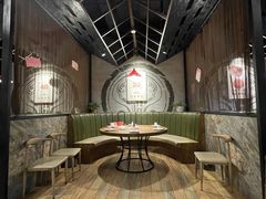 -叶派龙虾•招牌香辣蟹·海鲜(中海国际店)