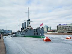 -阿芙乐尔号巡洋舰