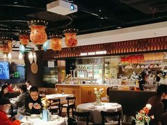 大堂-耶里夏丽·丝路新疆菜·清真食品(徐汇南丹东路臻选店)