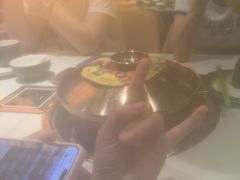 -润园四季椰子鸡火锅(卓越INTOWN店)