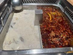 -海底捞火锅鲜切牛肉主题店(长寿路店)