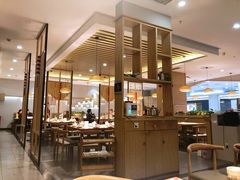 大堂-守柴炉烤鸭(科华中路王府井店)