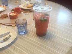 -必胜客(武汉欢乐谷店)