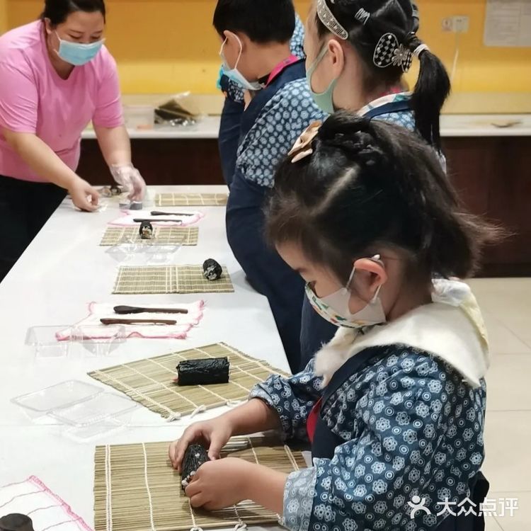 感受角色扮演体验英雄们的责任担当