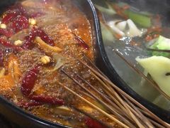 -灌县老妈砂锅串串香(万科红生活广场店)