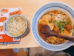 -魔都三兄弟酸辣粉·蘸卤炸串(虹桥万科店)