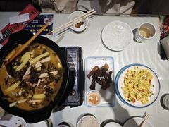 -茶花妹子云南餐厅(传媒大学店)
