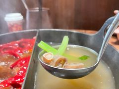 草本鸳鸯锅-盡膳口福跷脚牛肉火锅(晶耀前滩店)
