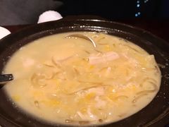 铁锅酸菜白肉炖-小南洋海景餐厅(深圳湾店)