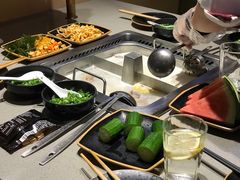 -海底捞火锅鲜切牛肉主题店(长寿路店)