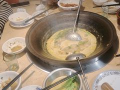 -陈大锅·岳阳鱼馆·地道岳阳菜(美食街店)