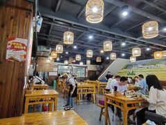 大堂-饭饱香土碗菜(新科店)