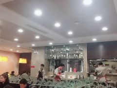 大堂-康师傅私房牛肉面(马泉营奥莱店)