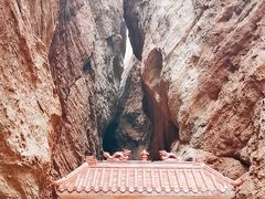 -天山神秘大峡谷