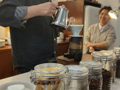 -Café Monson