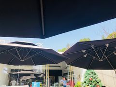 门面-UNI UNI(环亚凯瑟琳店)