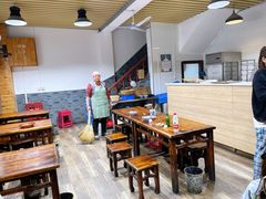 大堂-清真石家包子(大皮院总店)