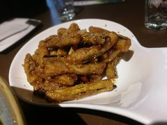 那年秋天的茄子-梧桐树下(云锦世家店)