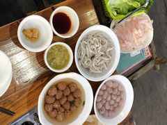 鲮鱼泡-章记正宗南岗鱼蛋火锅