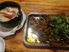 -小锅巴纳西餐厅