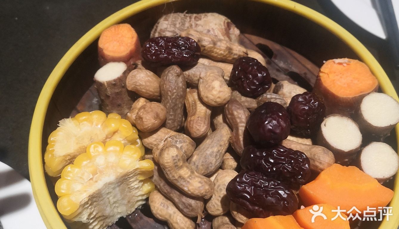 果然名不虚传。这里离我们住的河南鸿元酒店很近
