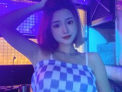 -UP嘻哈酒吧(粉巢店)
