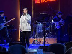 -TZ House音乐现场(来福士中心店)