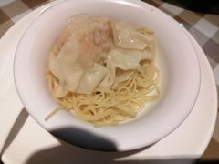 -新大咀港式茶餐厅(宝山万达店)