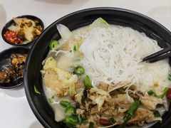 雄鱼头汤粉-华新胖子鱼粉(衡阳总店)