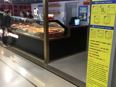 面包甜点陈列柜-久久丫鸭脖(金鸡湖欧尚店)