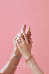 -雪中彩影婚纱摄影·微光艺术中心