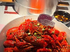 -巴厘龙虾·榜首油焖大虾(音乐学院·沿江酒馆店)