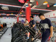 -巅峰减重高端减肥训练营(惠州店)