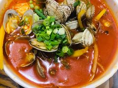 -何记花甲(海岸城旗舰店)