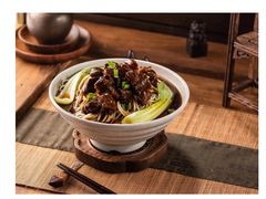 -老新隆牛肉锅贴(新街口店)